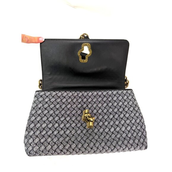 Bottega Veneta Metallic Wool Woven Patent Ayers Olimpia Knot Silver Shoulder Bag - Picture 6 of 12